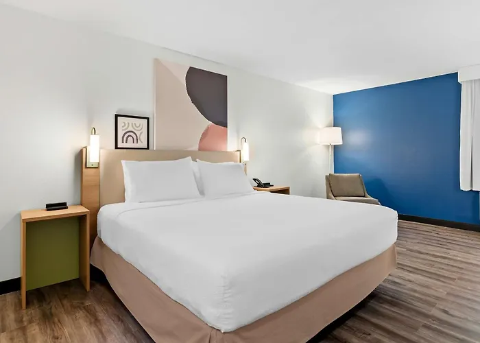 Spark By Hilton 2*