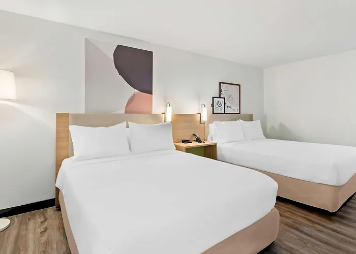 Spark By Hilton Hotel