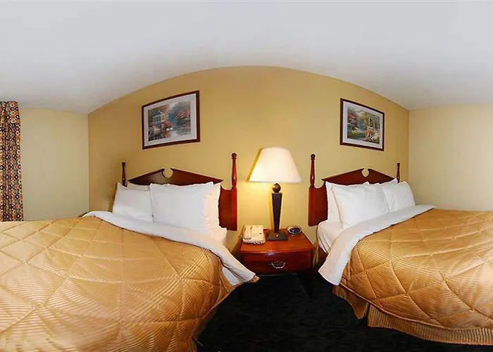 Spark By Hilton Hotel 2*